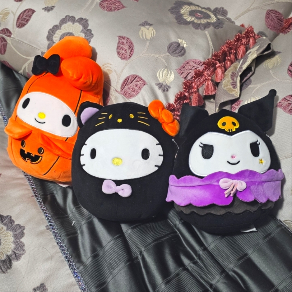 Halloween Hello Kitty Squishmallow Bundle NWT